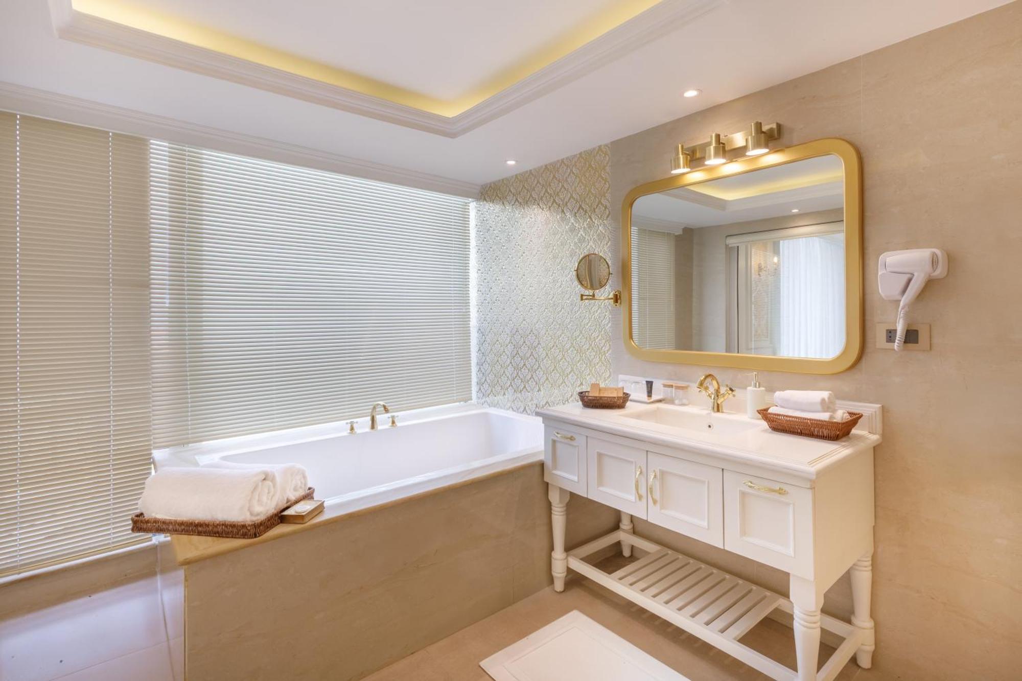Le Glamour Resort & Wellness Spa Pokhara Eksteriør bilde